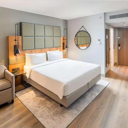 Radisson Blu Hotel, Airport Hotel