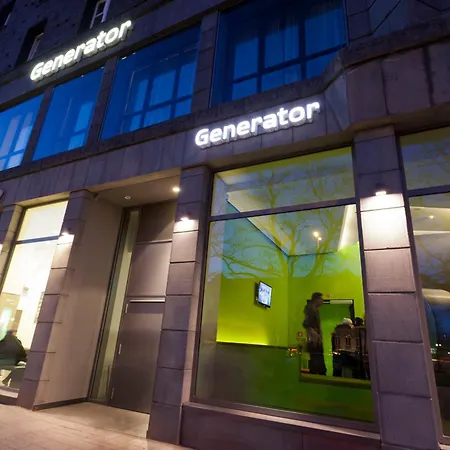 אכסניה Generator