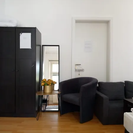 Apartment Center 8
