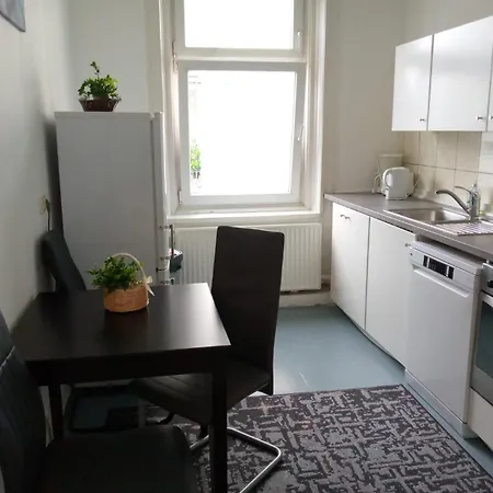 Apartment Center 8