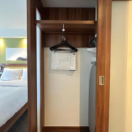 Hampton By Hilton Centre Hamburg