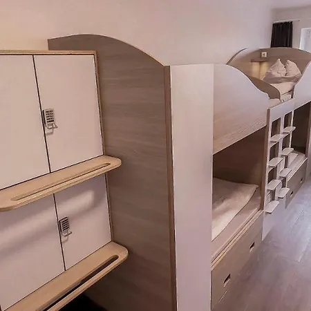 Auf Dem Stintfang-membership Required Hostel