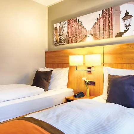 Hotel Leonardo Nord 4*