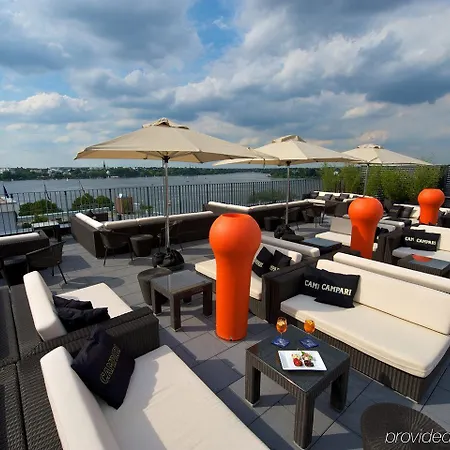 Hotel The George 4*