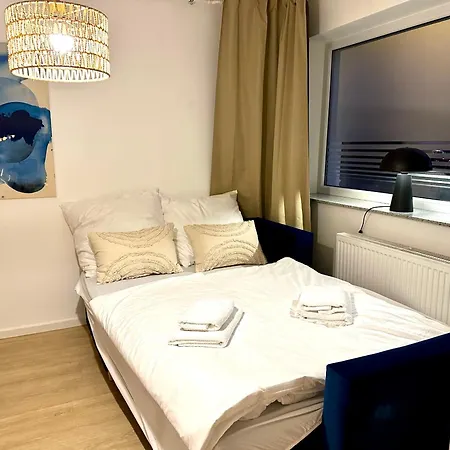 Stylisches 2-zimmer Ambient In Alsternaehe Mit Kingsize-bett & Schlafsofa Apartment Hamburg