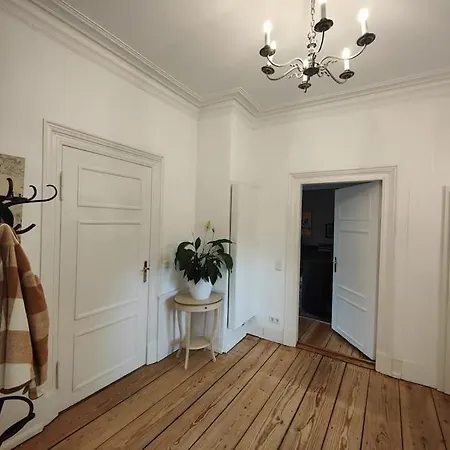 Apartment Privates In Mit Blick Auf Elbe *