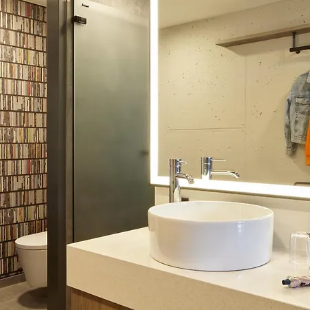 Hotel Reverb By Hard Rock Hamburk