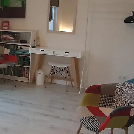 Grosse 2 Balkone Zentrum Bootsanleger Apartment Hamburg