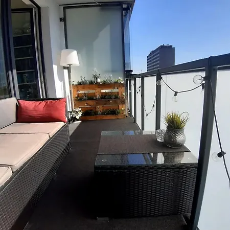 Grosse 2 Balkone Zentrum Bootsanleger Apartment *
