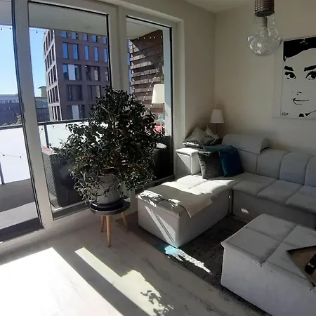 Apartment Grosse 2 Balkone Zentrum Bootsanleger *