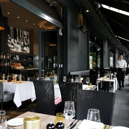 The George Hotel 4*