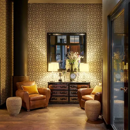 The George Hotel