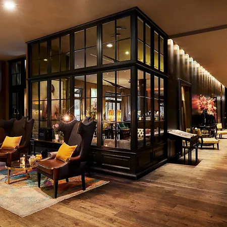 Hotel The George