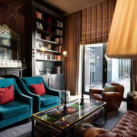 The George 4*