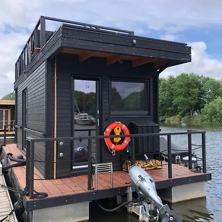 Botel Tiny-hausboot Likedeeler Mit Dachterasse Und Kamin *