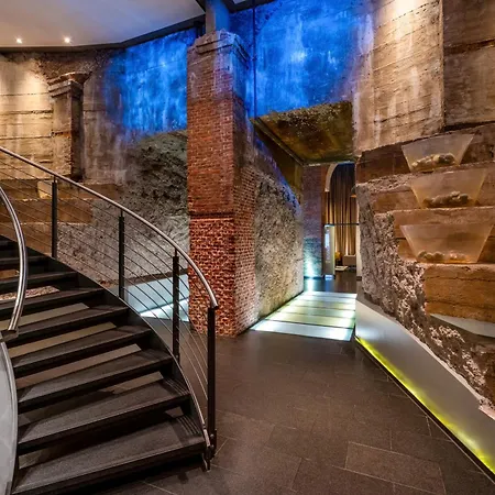 Hotel Moevenpick 4*