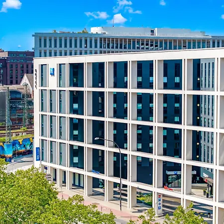 Ibis Budget Hotel 2*