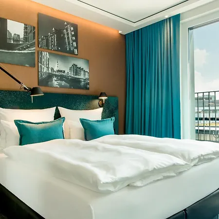 Hotel One Hamburg-fleetinsel 3*