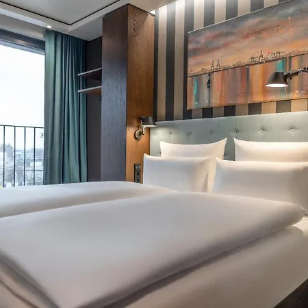 Hotel The Cloud One Hamburg-kontorhaus 4*