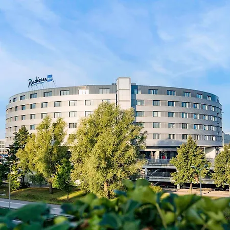 Radisson Blu Hotel, Airport