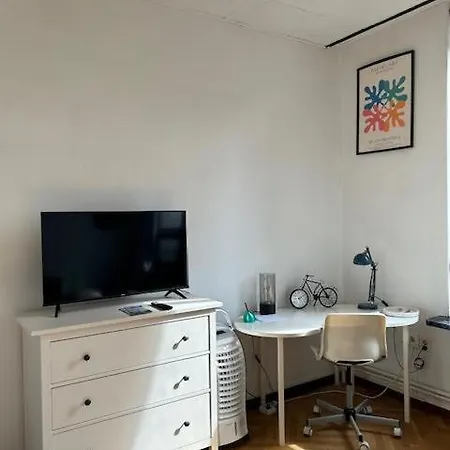 Stylish In The Heart Of Apartamento Hamburgo