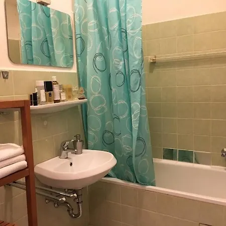 Apartamento Stylish In The Heart Of