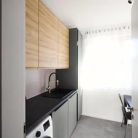 Zimmer U-bahn Trabrennbahn Homestay Hamburg