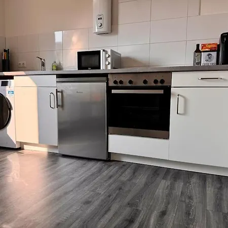 Moderne Altbauwohnung Apartment *