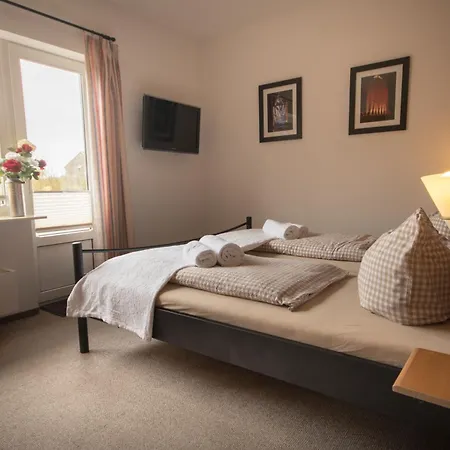 Otel Nige Hus 4*