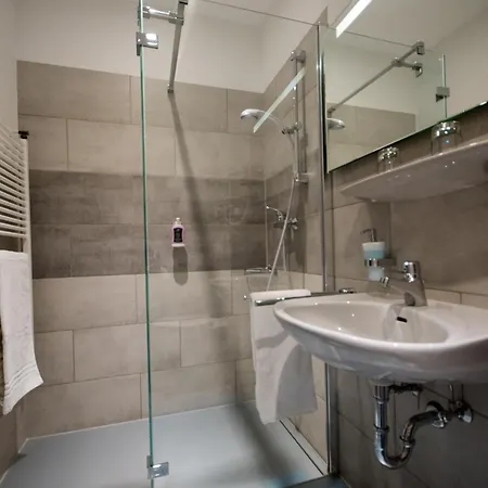 Nige Hus Otel 4*
