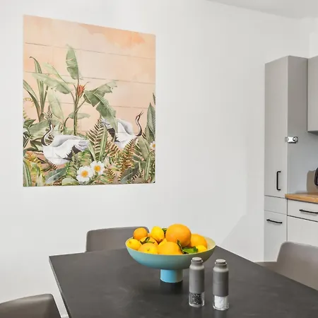Business Kranich: 3 Zimmer, Infrastrukturlage Hh Langenhorn, Naehe Airport Apartment