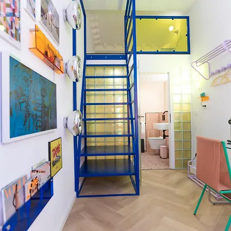 Retropop Design , Designerzimmer Fuer Je 2 Personen, Lage, Wifi Hamburg