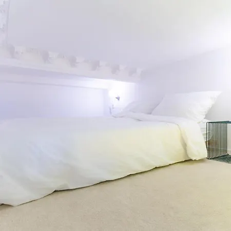 Retropop Design , Designerzimmer Fuer Je 2 Personen, Lage, Wifi アパートホテル ハンブルク