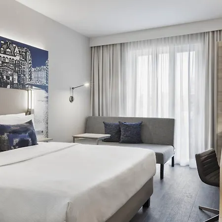 Courtyard By Marriott 4* Hamburg