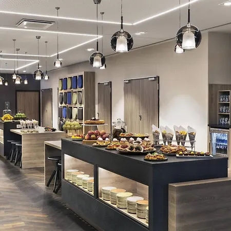 Hotel Courtyard By Marriott