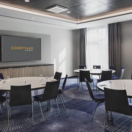 Courtyard By Marriott Hotel Hamburg