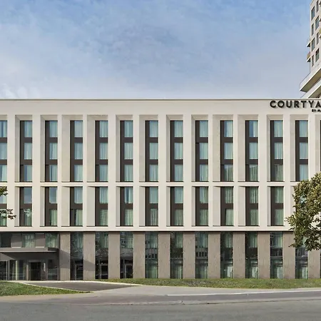 Courtyard By Marriott 4*
