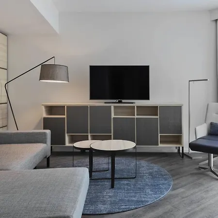 Courtyard By Marriott Hotel 4*