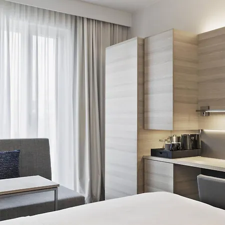 Courtyard By Marriott