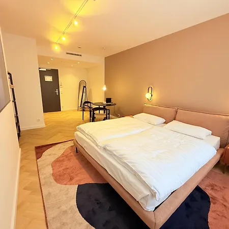 Stayzz By Homyzz Lägenhetshotell *
