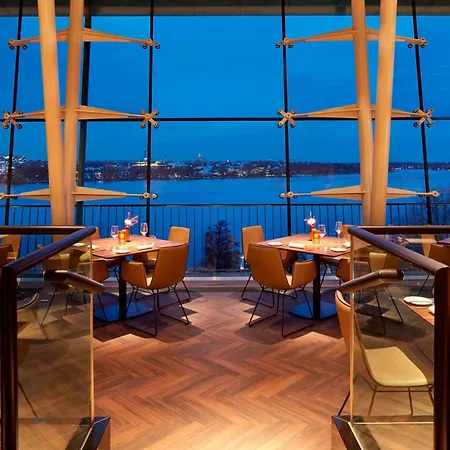 Le Meridien