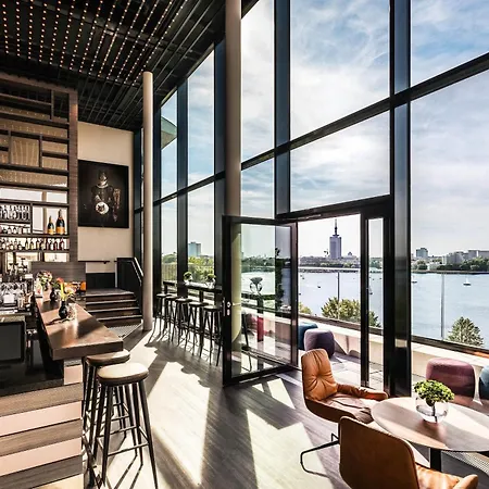 Le Meridien
