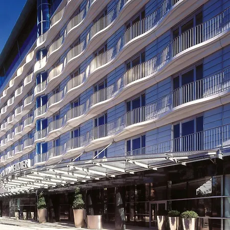 Le Meridien Hotel 5*