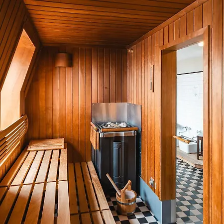 Henri Downtown Hotel 4*