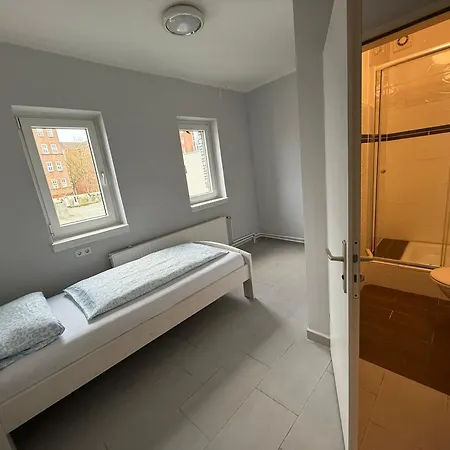 Rest L97 Guest house *