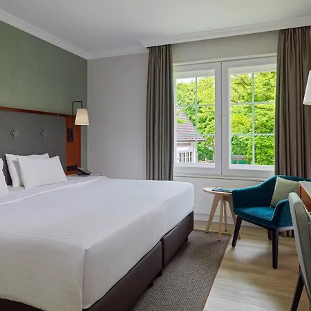 Courtyard By Marriott Airport Hotel Hamburg
