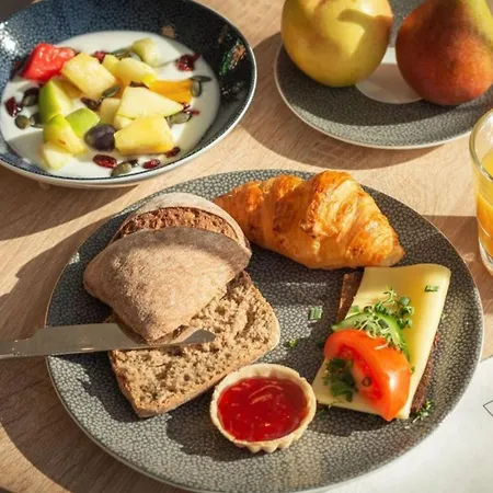 - The Niu, Bricks Eppendorf By Ihg 3* Hamburg