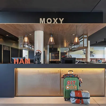 Moxy Altona