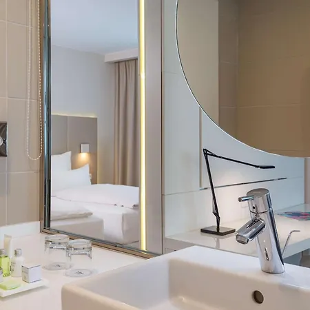 Hotel Nh Altona 4*