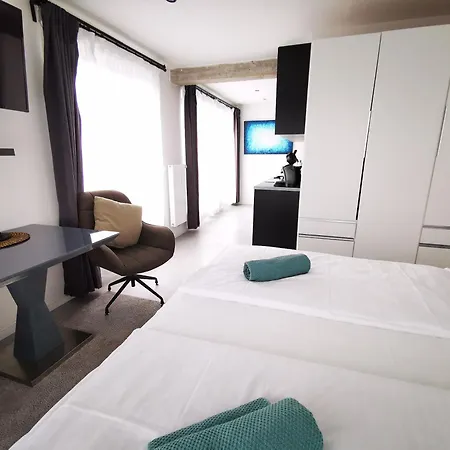 Lejlighed Hh 01 By Rockchair - Superhost Status - Modernes Mit Sonnigem Balkon & Premium Boxspringbetten In Winterhude - Geheimtipp Hamborg